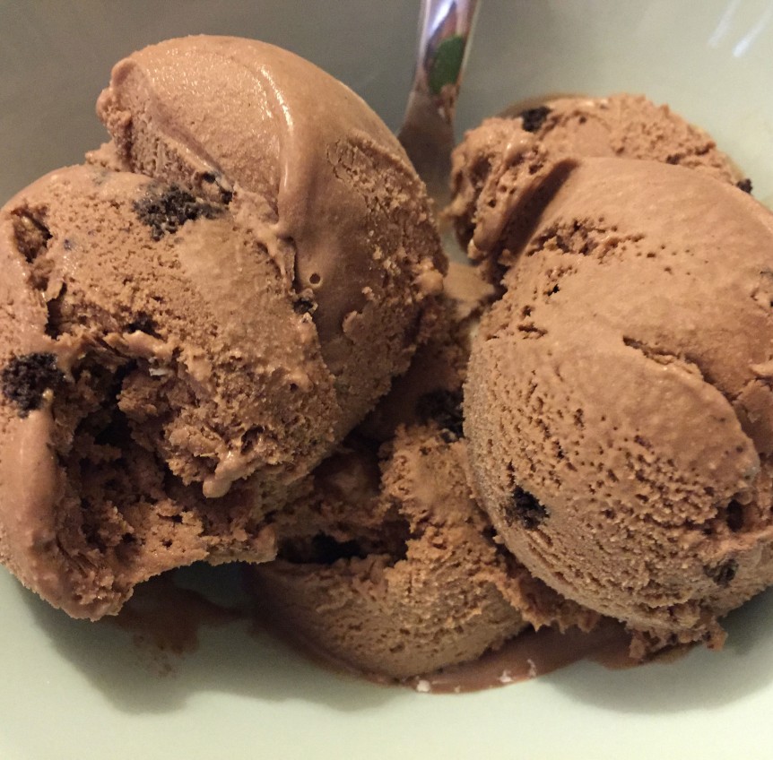 Oreo Chocolate Ice Cream The Hectic Vegan The Hectic Vegan